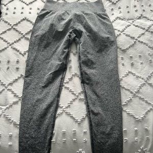 NVGTN Scrunch leggings worn once